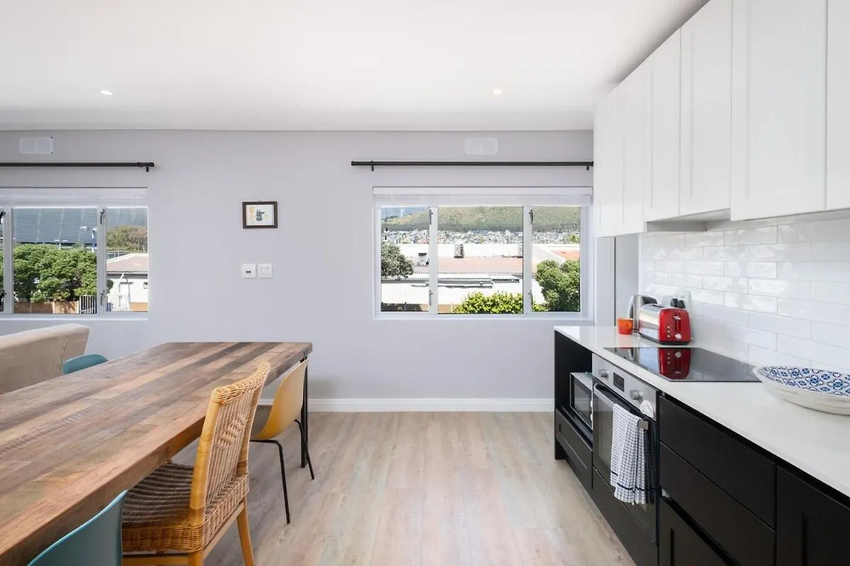 Modern Beachfront Apartment Κέιπ Τάουν Νότια Αφρική