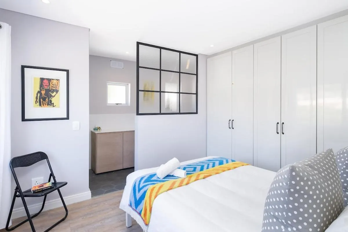 Modern Beachfront Apartment Κέιπ Τάουν Νότια Αφρική